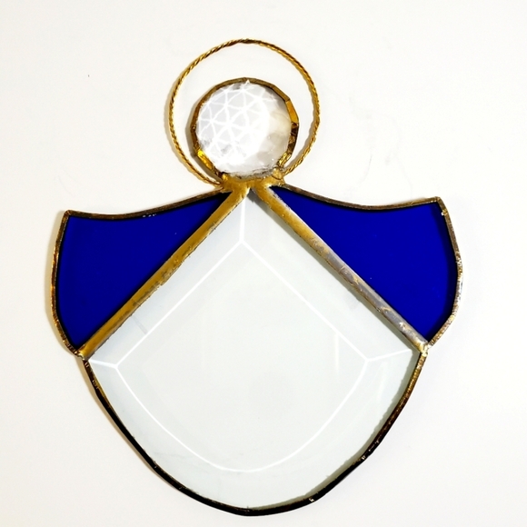 VINTAGE STAINED GLASS Guardian Angel Suncatcher with Beveled Edge Hand Soldered - Picture 1 of 7